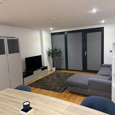 New 2 Bed Apartment Greenwich Лондон Экстерьер фото