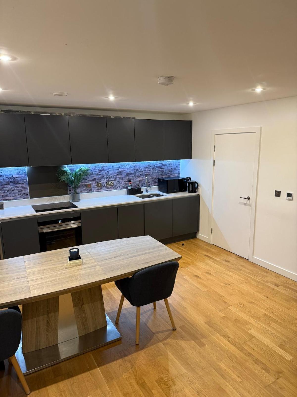 New 2 Bed Apartment Greenwich Лондон Экстерьер фото